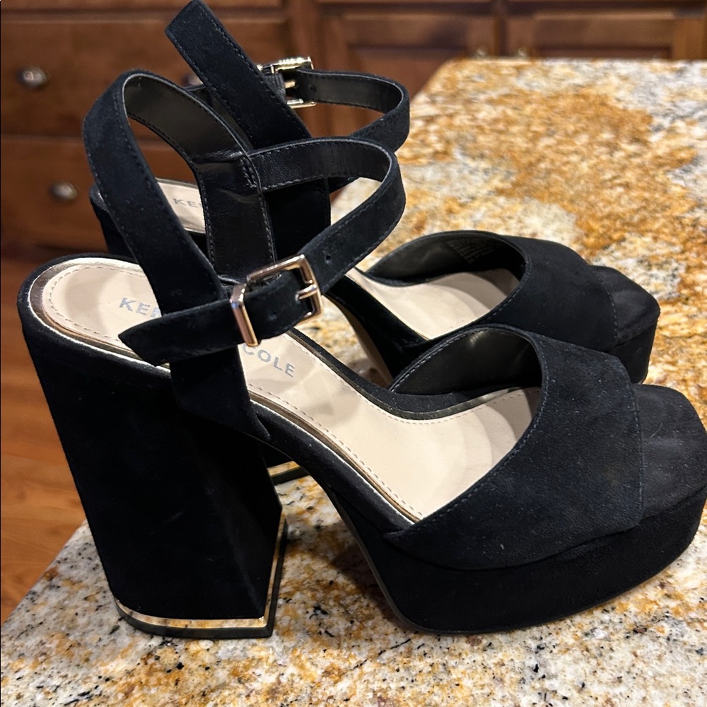 Kenneth Cole Black Suede Heels